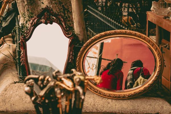 L'histoire des miroirs : un voyage dans le temps